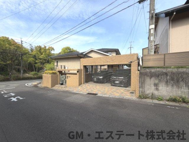 宮崎市生目台東5丁目　中古住宅