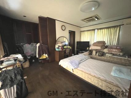 宮崎市生目台東5丁目　中古住宅の洋室