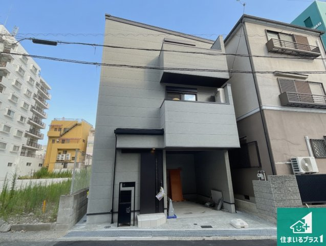 神戸市灘区記田町　新築一戸建ての外観|お客様に長く安心して住んでいだだける事にこだわった家づくり！住んでからのアフターサービスにもしっかりと取り組んでいます！