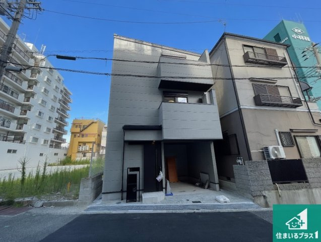 神戸市灘区記田町　新築一戸建ての外観|お客様に長く安心して住んでいだだける事にこだわった家づくり！住んでからのアフターサービスにもしっかりと取り組んでいます！