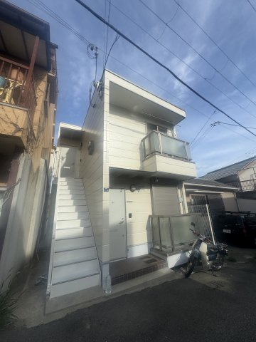 湊山ハウスの外観