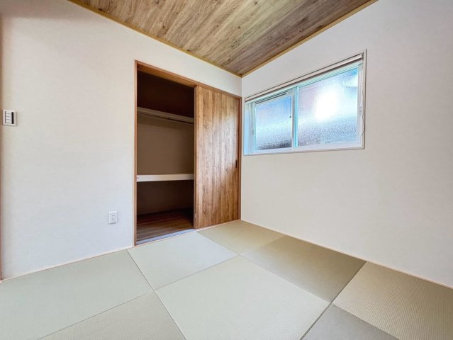 新築戸建　大垣市静里　全2区画分譲の和室|一室あると便利な和室は、来客時はもちろん、お子様のお昼寝や遊び場、寝室としてもご利用いただけます
