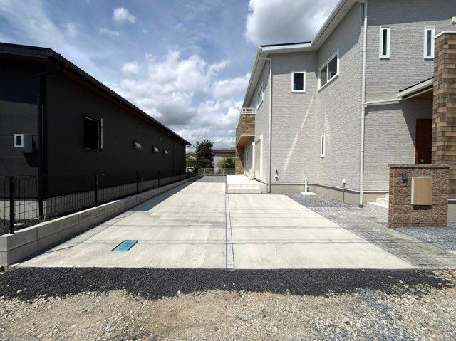 新築戸建　大垣市静里　全2区画分譲の駐車場|■駐車場　■ヤマダ不動産　株式会社リライフ　
■夢のマイホーム購入をフルサポートします！