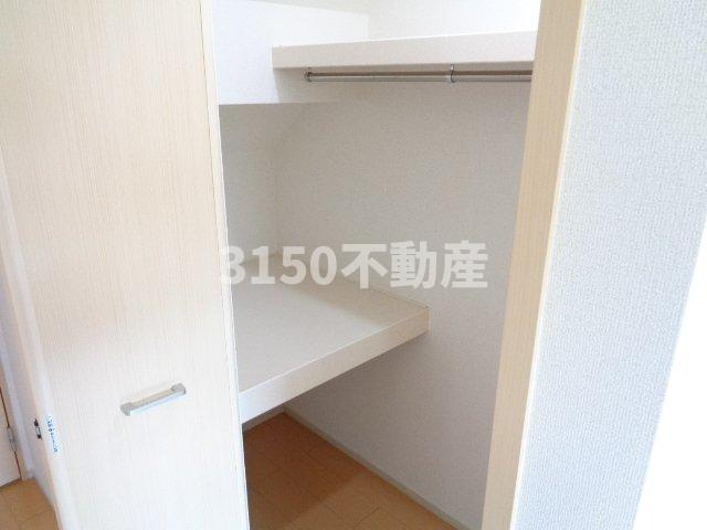 クレセント参番館の収納|大きなものも収納できそうです