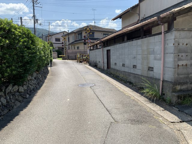 京都市左京区上高野木ノ下町　建築条件無し売土地の前面道路含む現地写真