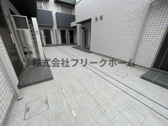 杉並区大宮１丁目の賃貸マンションのエントランス