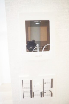 【セキュリティ】 | セブンスターマンション三軒茶屋 | モニター付インターホンです。