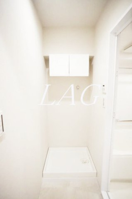 【設備】 | セブンスターマンション三軒茶屋 | 室内洗濯機置き場です。