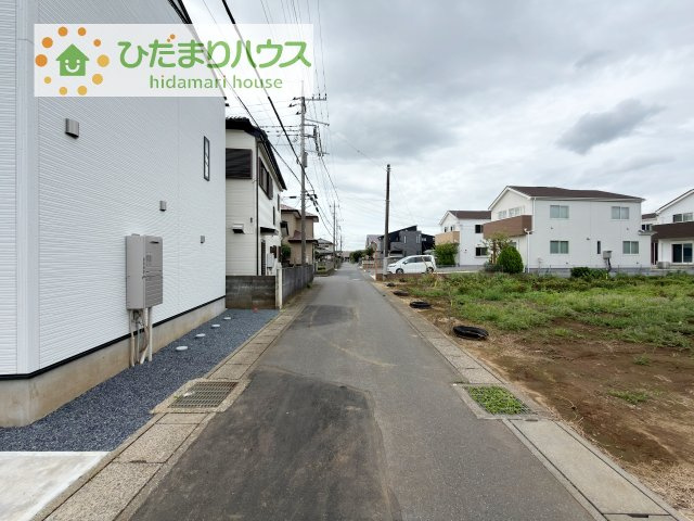 【前面道路含む現地写真】 | 土浦市並木1丁目　新築戸建 | 是非一度、ご家族そろってご内覧ください♪