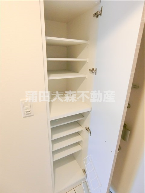 MAXIV北糀谷の設備|玄関収納！
