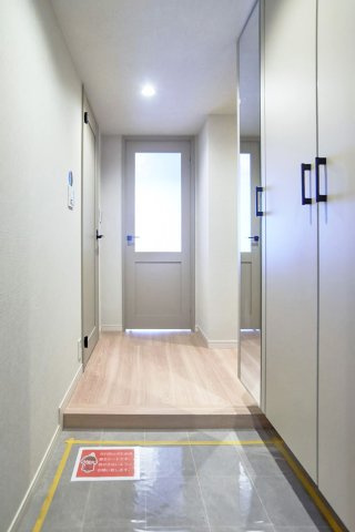 パークシティ杉並セントラルタワーの玄関|パークシティ杉並セントラルタワー：玄関にはシューズボックスがあり靴もスッキリ収納可能です！