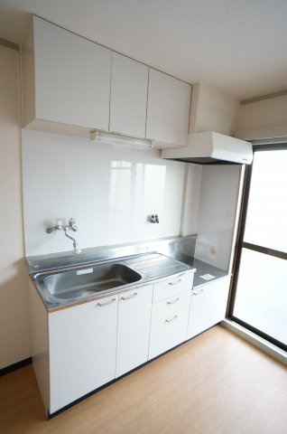 ドミール中山のキッチン|参考、同建物・同間取りの号室