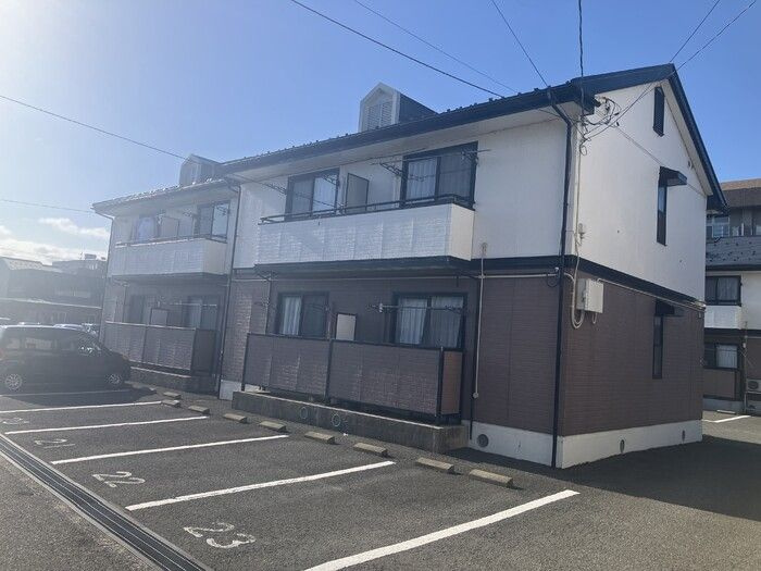 ロイヤルファミール　C