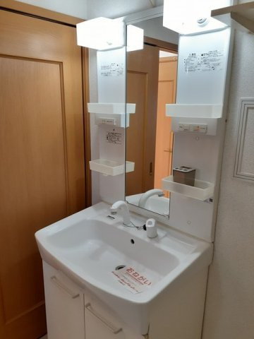 プリムラ　Ｃの洗面所|洗面所です