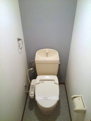 アンソレイエメゾン一号館のトイレ|コンパクトで使いやすいトイレです