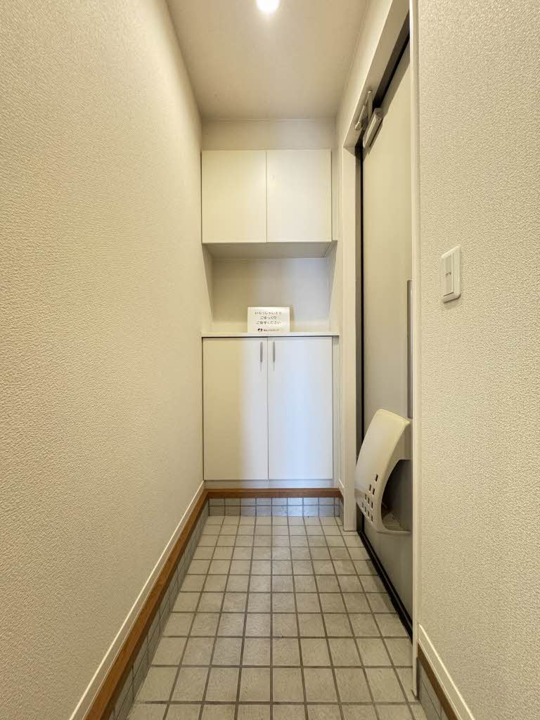 アトレ和泉E棟の玄関