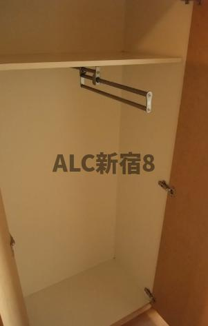 ルーブル下北沢弐番館の収納