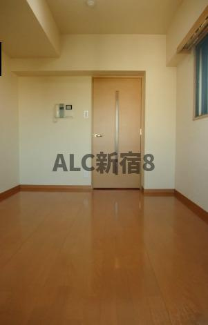 ルーブル下北沢弐番館の洋室|別部屋参照