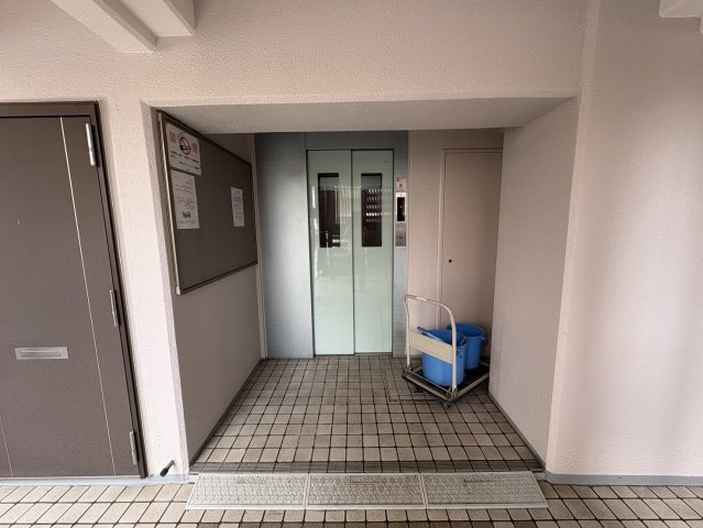 東四つ木グリーンハイツのその他共用部分|エレベータ