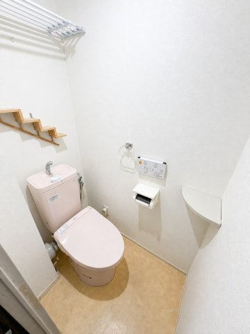 東四つ木グリーンハイツのトイレ|トイレ※プライバシー保護の為、画像加工により荷物を消去しています