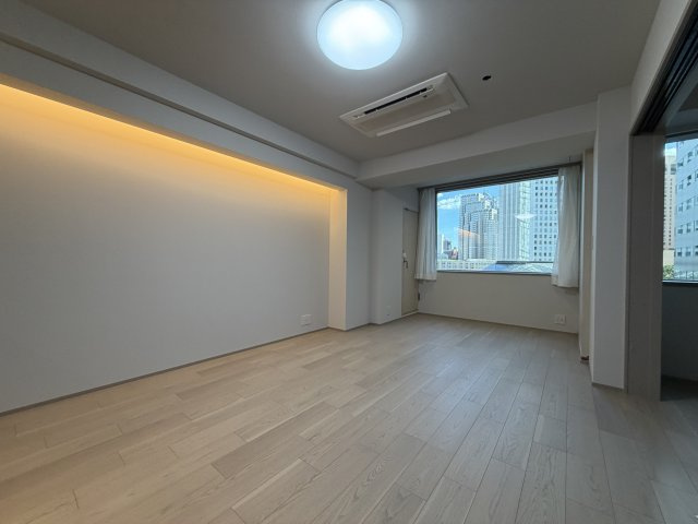 新宿アイランドの居間・リビング