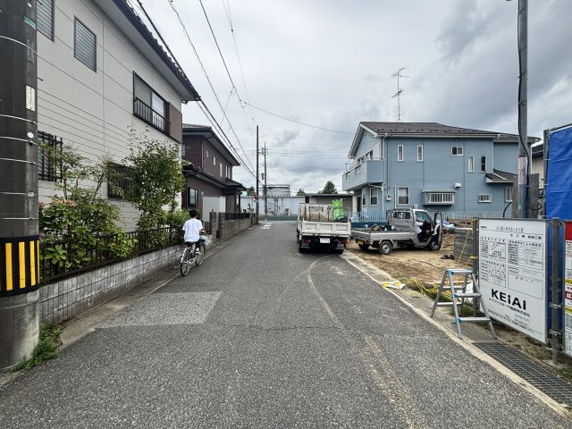 【前面道路含む現地写真】 | 龍ケ崎市松ケ丘5期　新築戸建　1号棟 | 8/17撮影