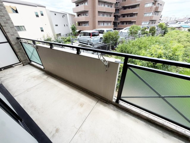 グリーンヒルズ西泉丘のバルコニー