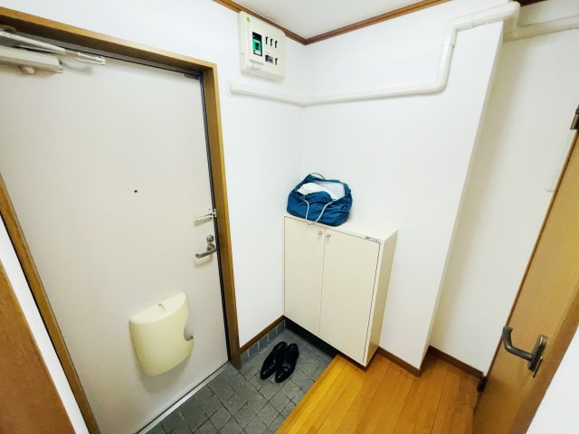 菊地ビル（白山1丁目）の玄関