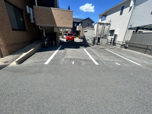【駐車場】 | ルネス今村公園