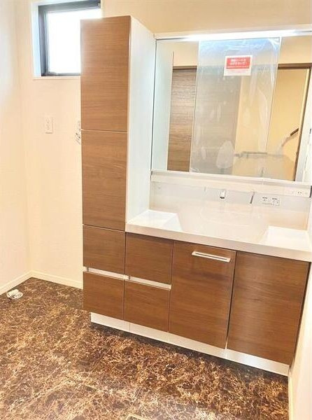 月見町戸建（春日井市）の洗面所