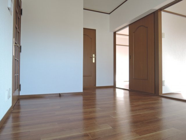 SUNハイム城南の内装