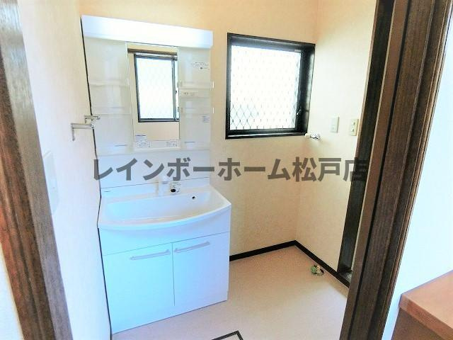 仲介手数料（賃料の1.10ヵ月）の50％OFF対象物件！の洗面所