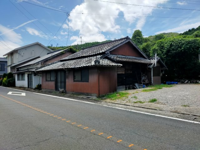 吉井町古家付き土地の外観