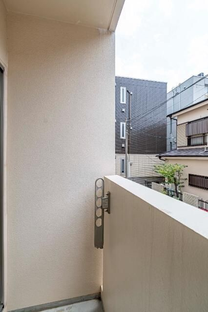 ガーデン下連雀のバルコニー