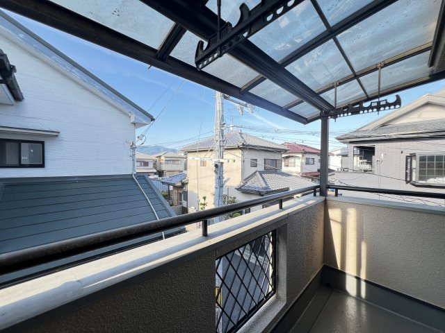 香芝市北今市1丁目のバルコニー|暖かな日差しのふりそそぐバルコニー