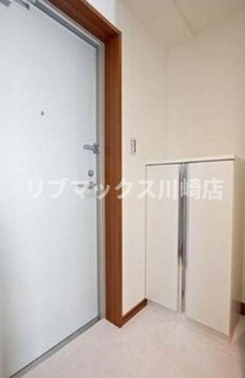 【玄関】y&elf 