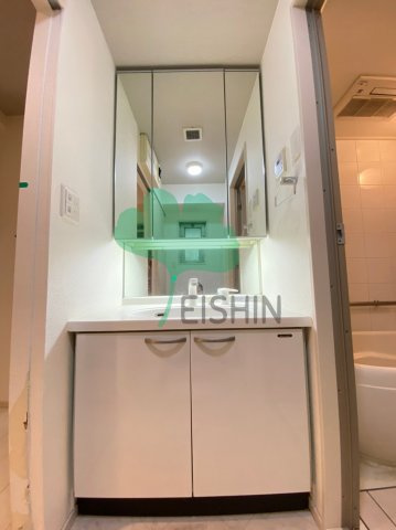 レジデンス住吉の洗面所|シンプルで使いやすい洗面台です！