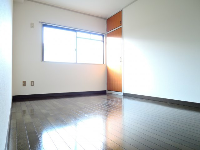 高槻市八幡町の賃貸マンションの内装