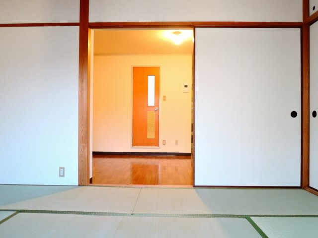 高槻市八幡町の賃貸マンションの和室