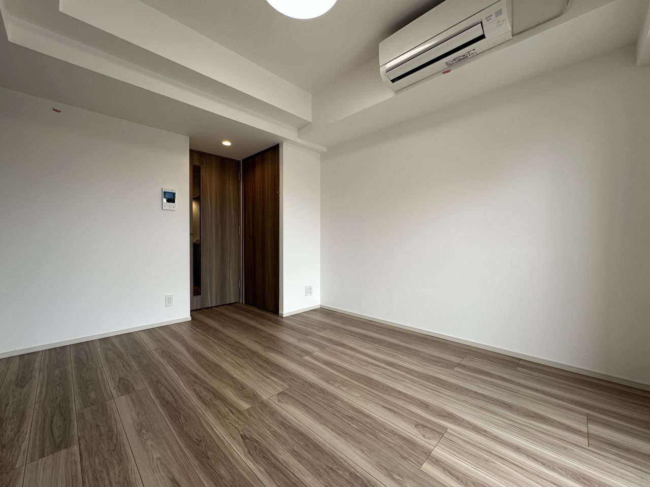 コンシェリア東京 ＜ＨＩＧＡＳＨＩＪＵＪＯ ＲＥＳＩＤＥＮＣＥ＞の居間・リビング|おしゃれな居間です