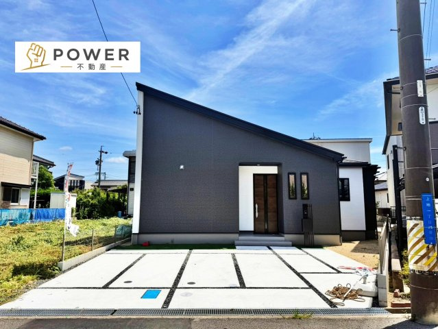 グラファーレ　岡崎市上地2棟の外観パース|落ち着いた色合いと上品な質感の外観は、家族の成長とともに永く愛せるデザインを実現しています。									
									
