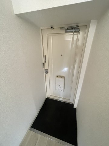 ハイシティ方南町の玄関
