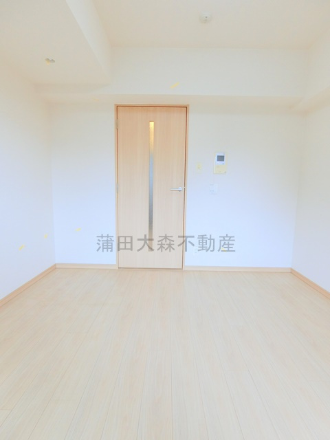 ルーブル蒲田南伍番館の居間・リビング