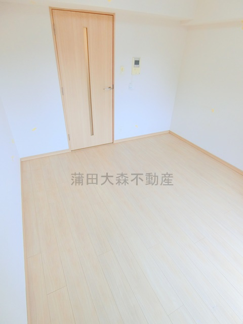 ルーブル蒲田南伍番館の居間・リビング