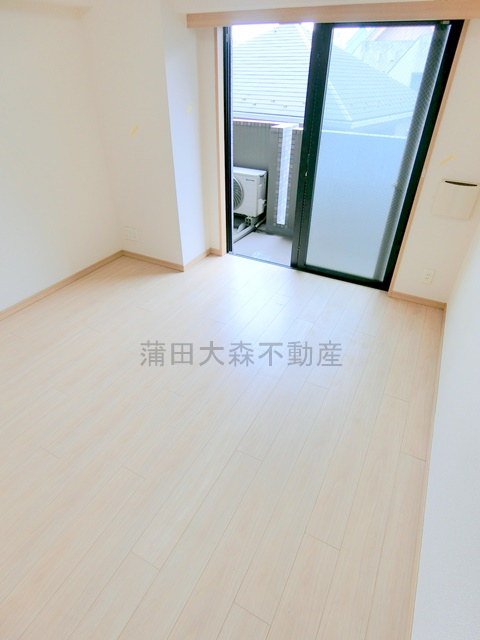 ルーブル蒲田南伍番館の居間・リビング