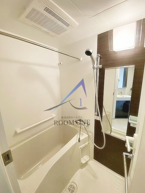 ＡＲＴＥＳＳＩＭＯ　ＳＩＲＩＵＳの浴室|お風呂です。