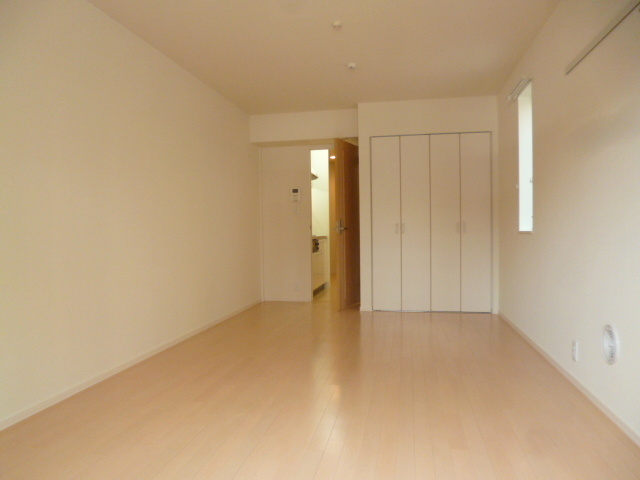Gran Soleilの寝室|★キレイなフローリングのお部屋です★