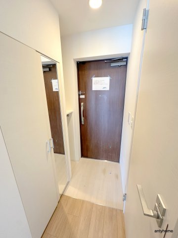 アーバネックス北堀江Ⅱ　仲介手数料無料の玄関