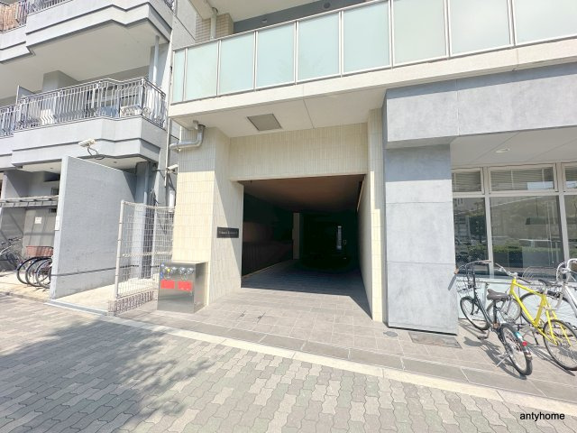 アーバネックス北堀江Ⅱ　仲介手数料無料のエントランス