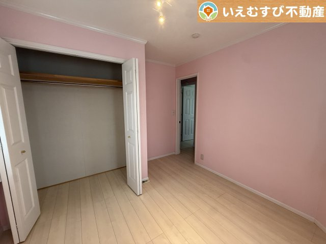 熊谷市新堀　中古戸建の洋室